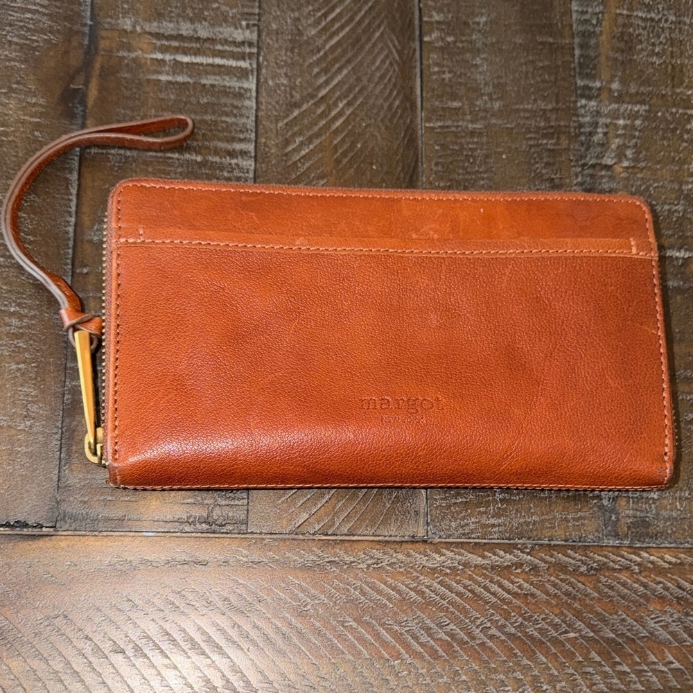 Margot New York Tan Leather Wristlet Wallet